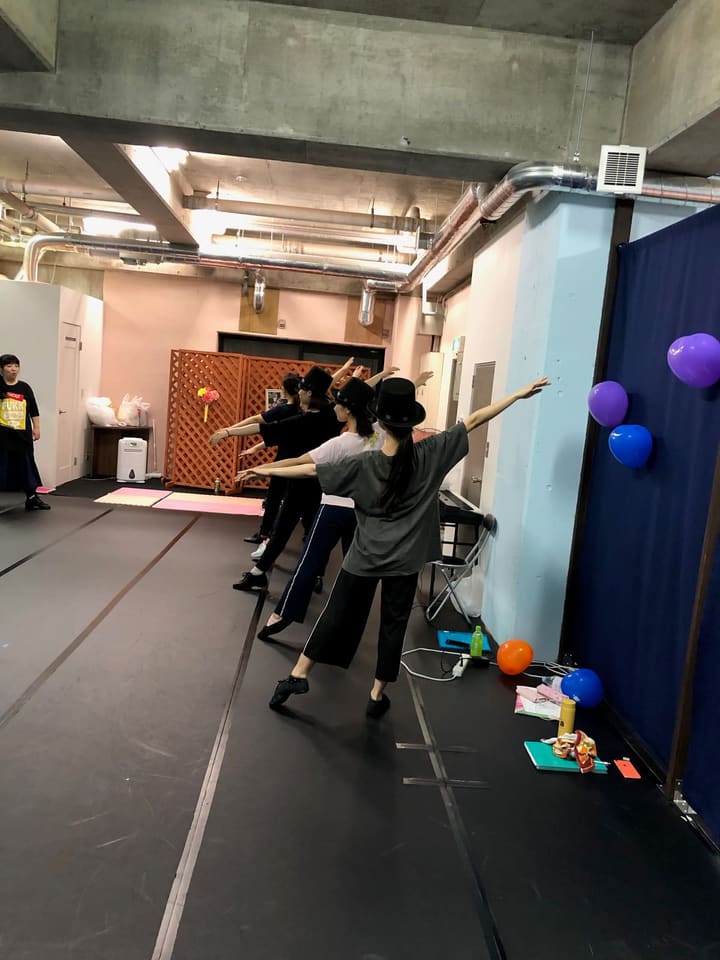 手の高さを揃えて！