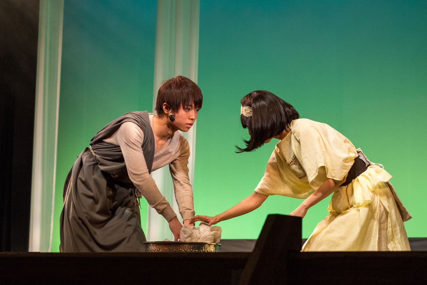 太陽の神殿の舞台写真5｜劇団カスタリア第2回公演
